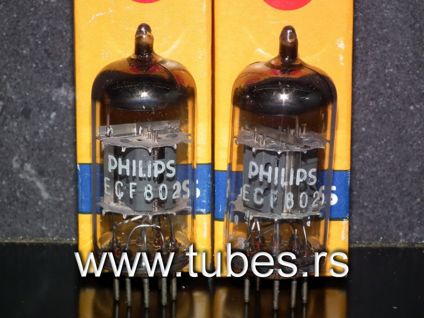 ECF802 Mullard Blackburn rebranded Philips Platinum Matched Pair NOS NIB 6JW8