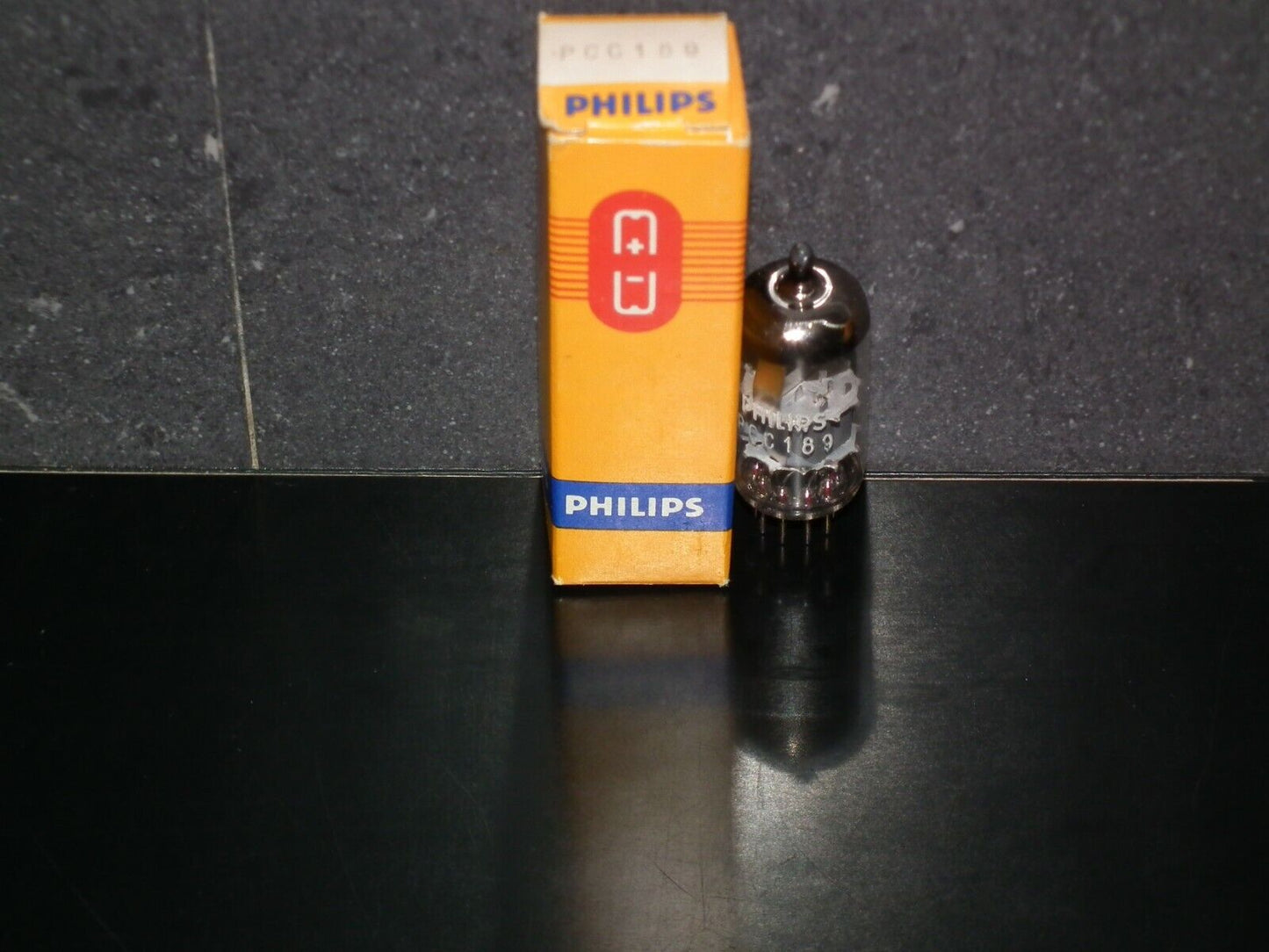 PCC189 7ES8 Philips A Frame Made in Holland in 70s, very quiet, variable mu