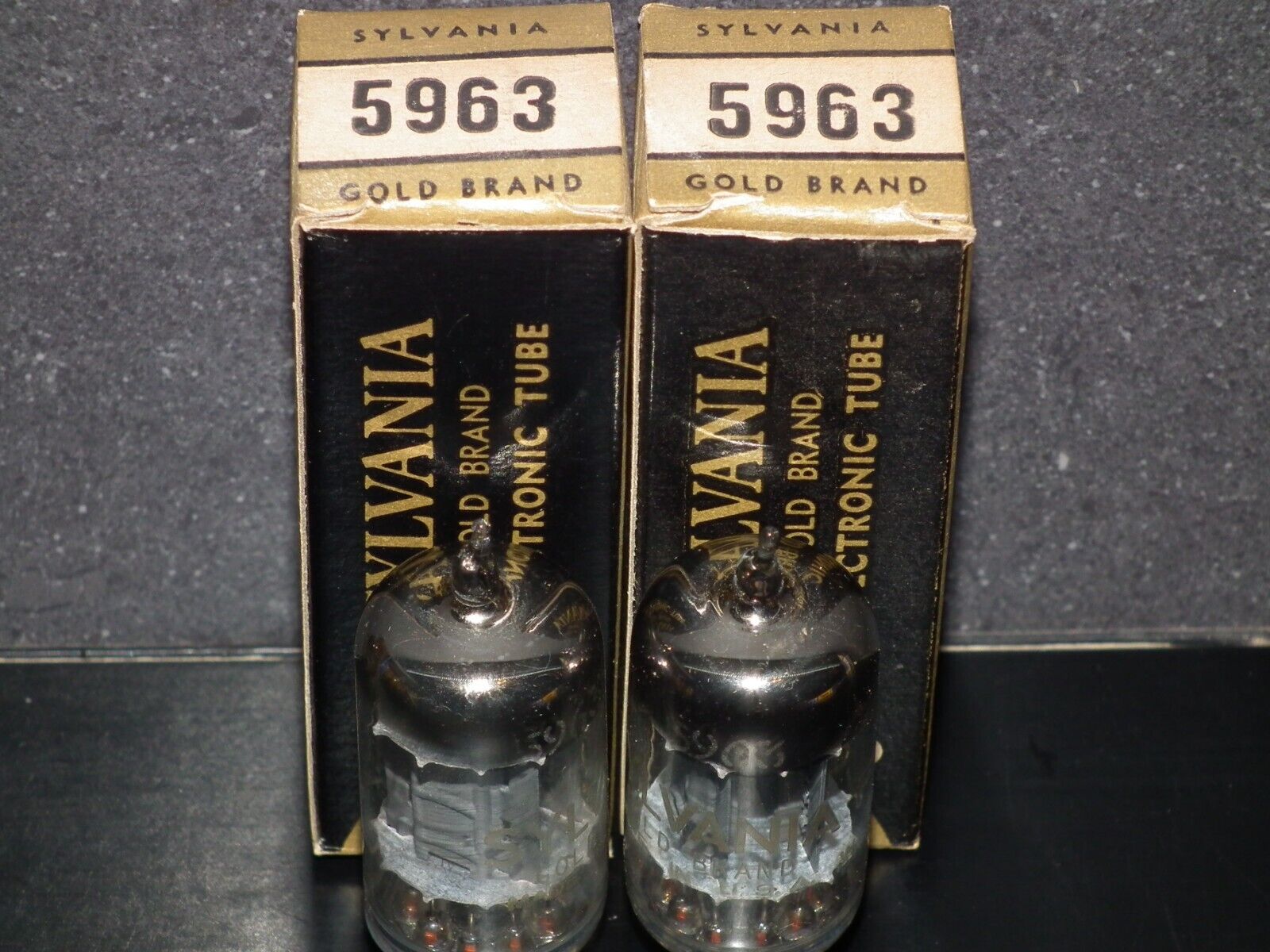 5963 Sylvania Gold 12AU7 ECC82 NOS Matched pair Long Box 5963 Sylvania Gold 12AU7 ECC82 NOS Matched pair Long Box