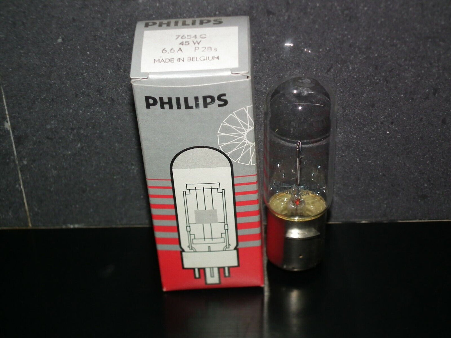 Genuine Philips Bulb 7654C 45W 6.6A P28s NOS Made in Belgium Airfield Lamp