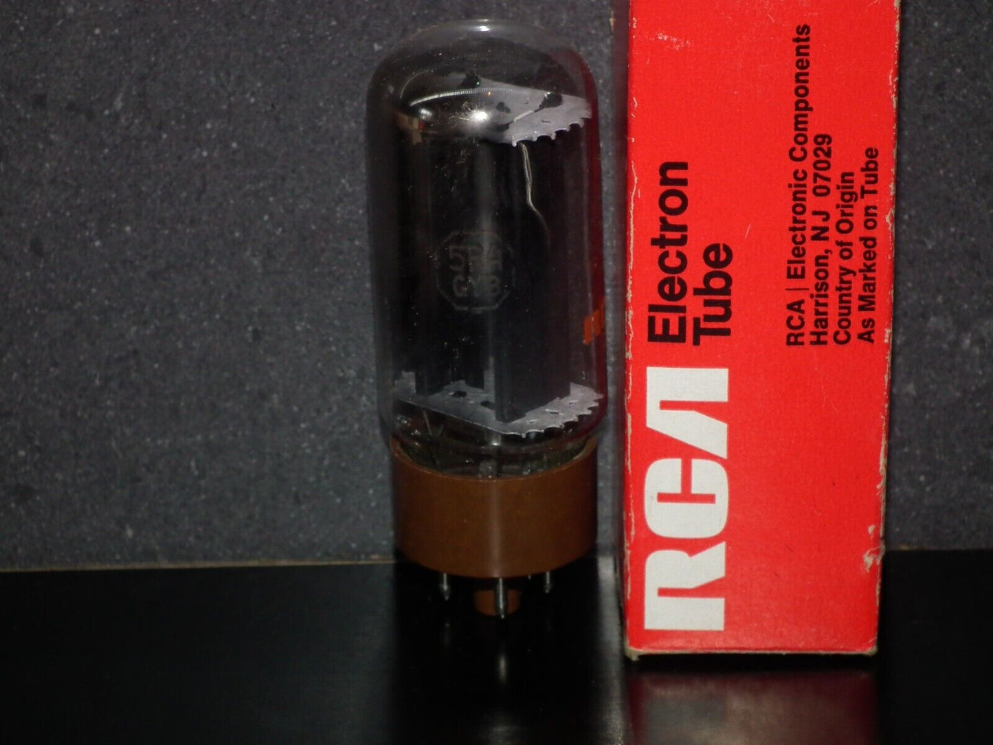5R4GYB RCA NOS NIB Brown Base Vintage Rectifier Tube