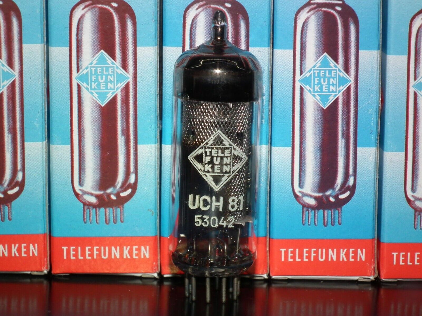 UCH81 Telefunken 19AJ8 made by Siemens NOS NIB no diamond bottom - radio RX