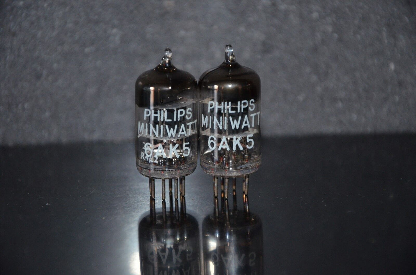 Matched Pair 5654 6AK5W EF95 Mullard D getter rebranded Philips Yaqin Little Dot