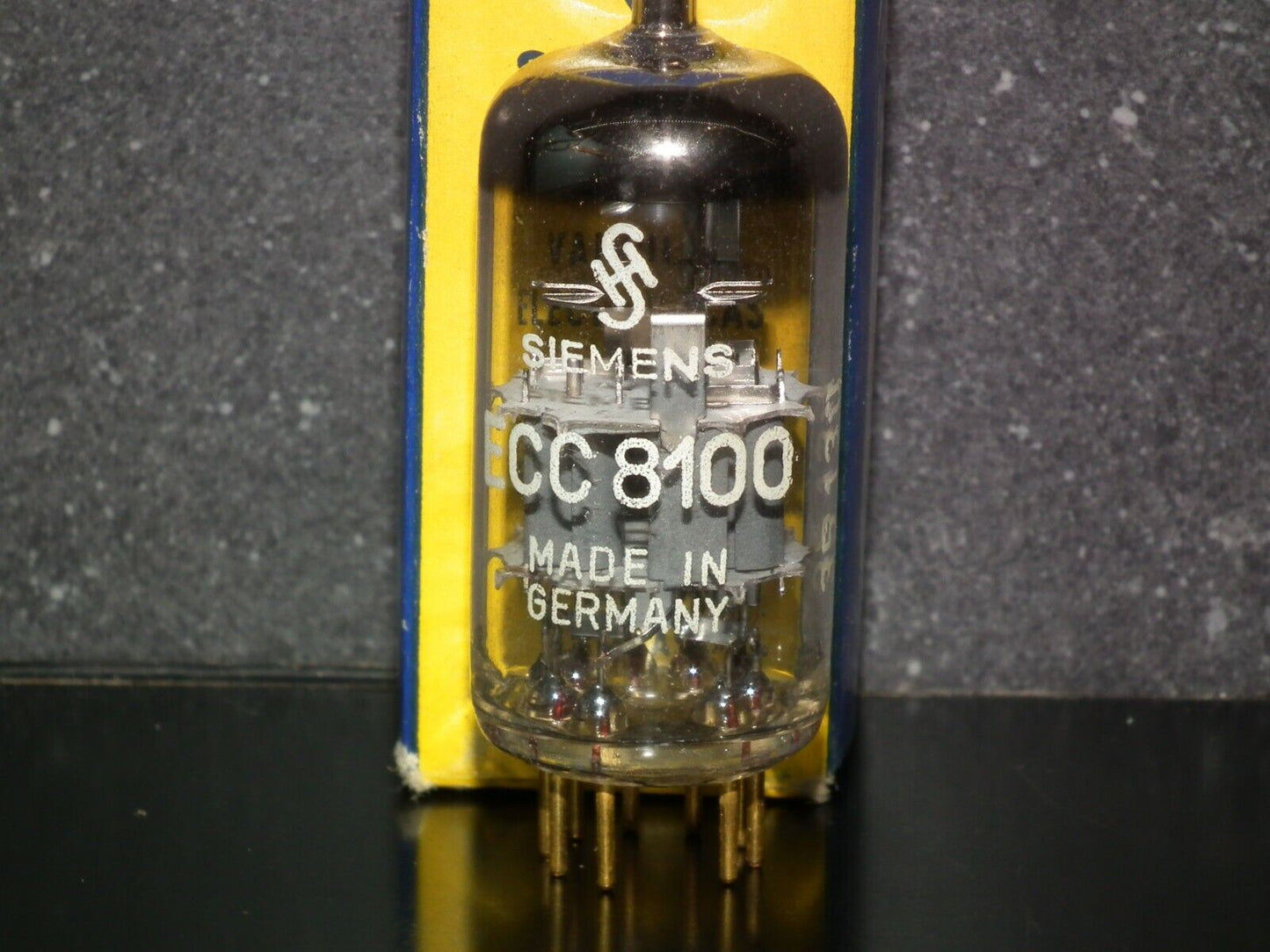 ECC8100 Siemens Halske Germany NOS NIB, low noise