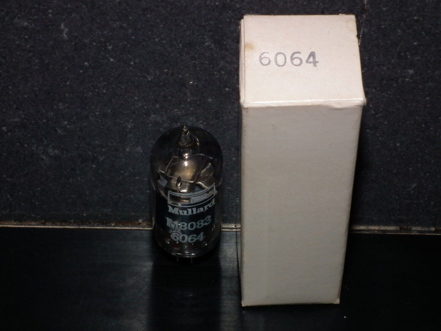 6064 6AM6S EF91 Mullard NOS NIB RARE Square Getter