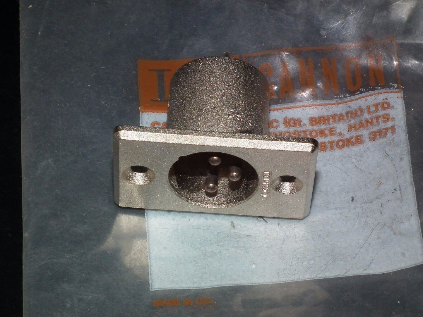 ITT Cannon XLR-3-32 NOS male connector XLR 3 32 (3 pole) Made in UK