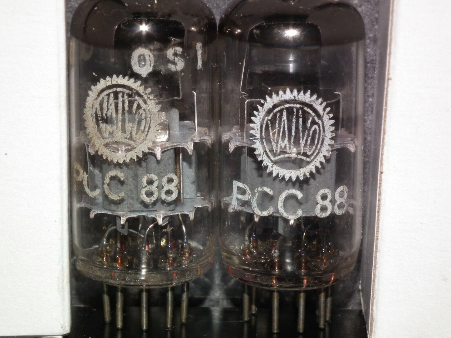 Matched pair PCC88 Valvo 7DJ8 GRAY SHIELD DUAL STAGE GETTER Used tested OK