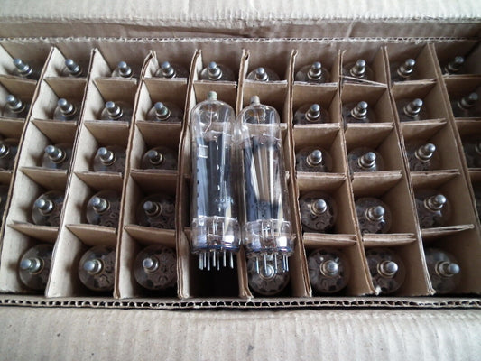 EY500A EI Philips Yugoslavia 50pcs NOS factory service packaging tube rectifier