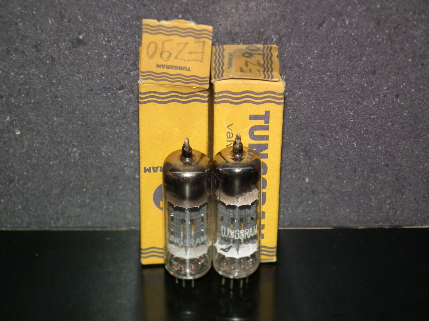 6X4 EZ90 Tungsram RARE SQUARE GETTER NOS NIB SHINDO