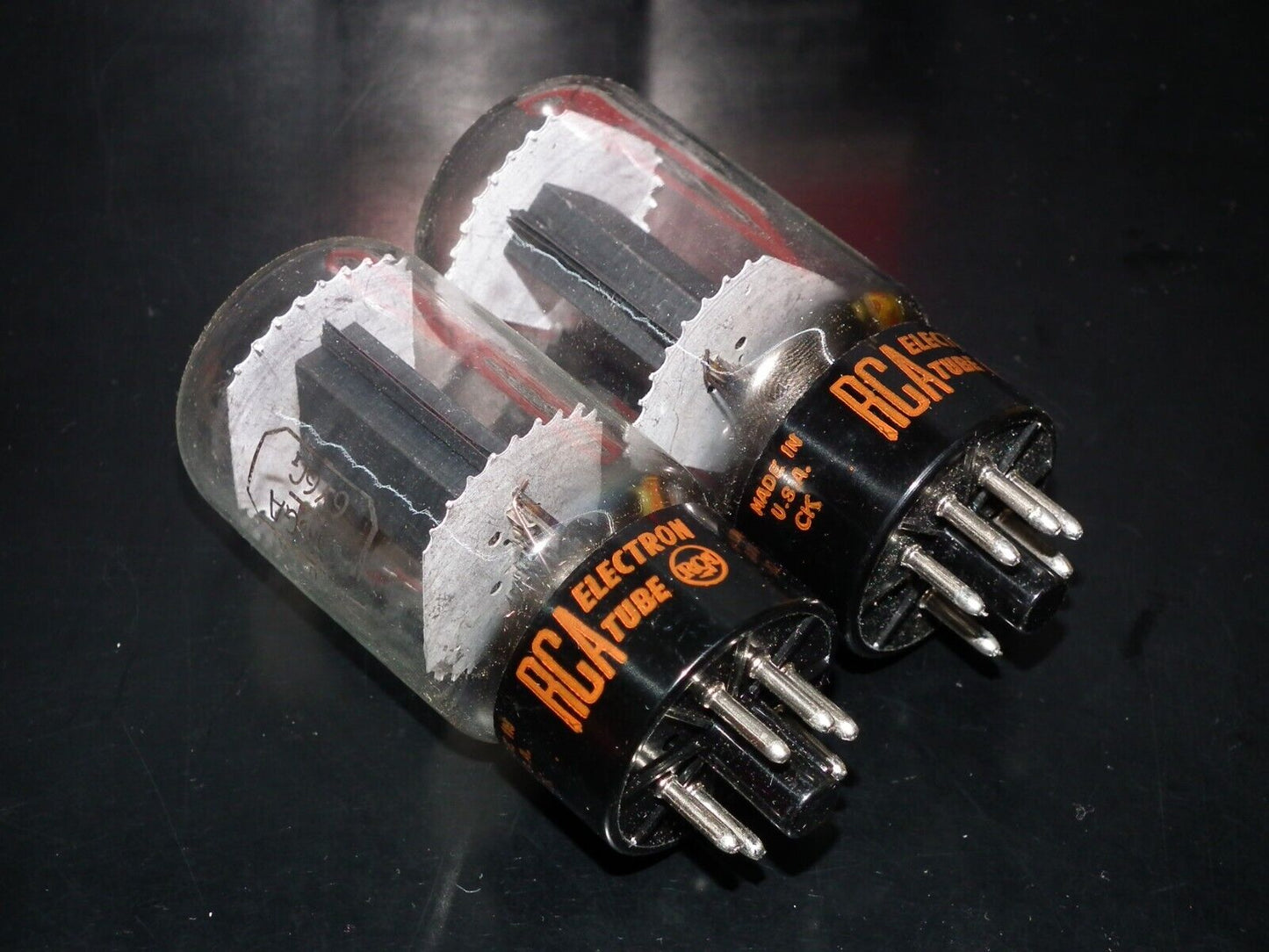 One (1 pcs) 6Y6GA 6Y6GC RCA NOS NIB