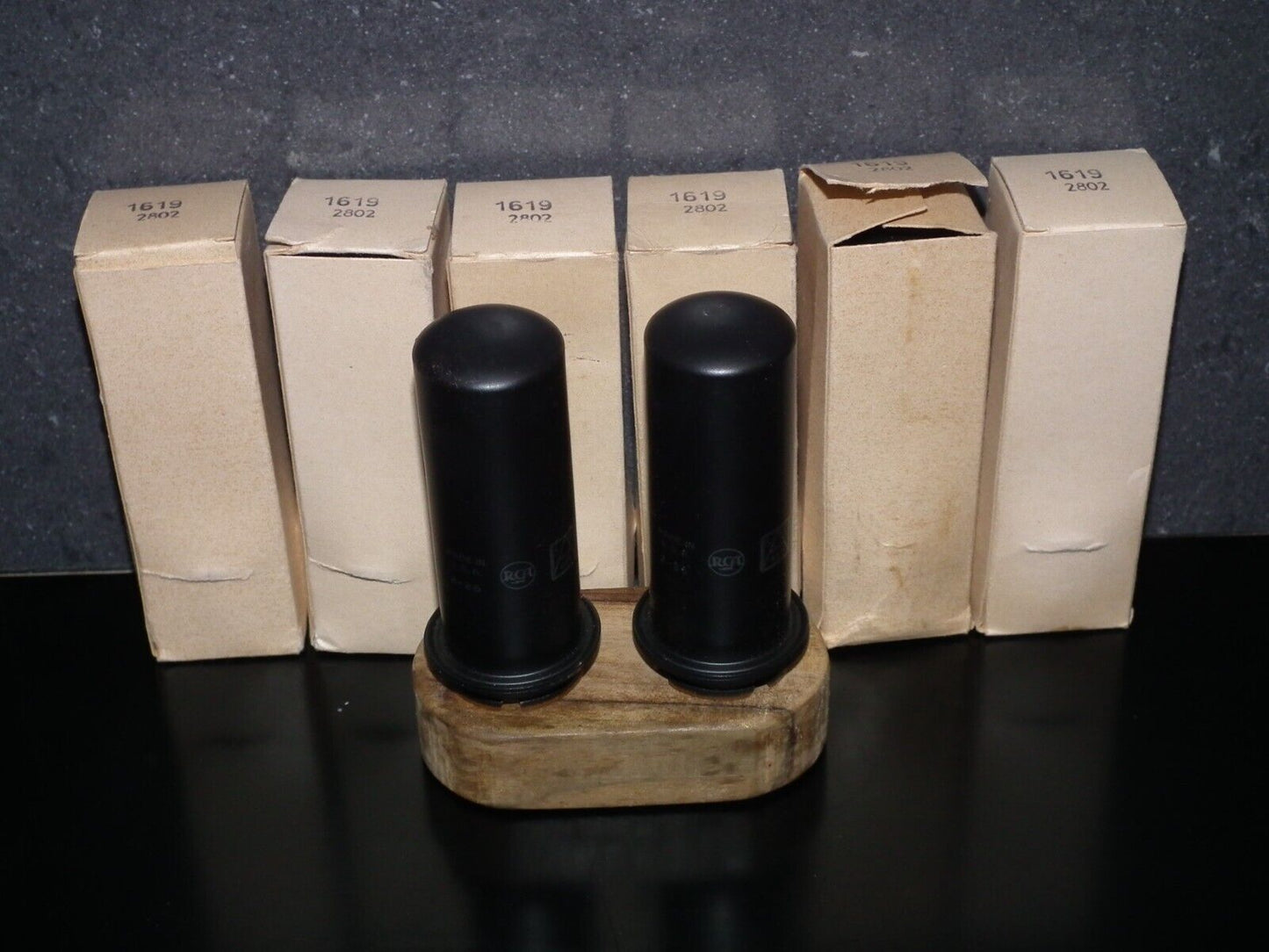 Platinum matched pair 1619 RCA NOS NIB JAN Boxes Brown Base The same codes VT164