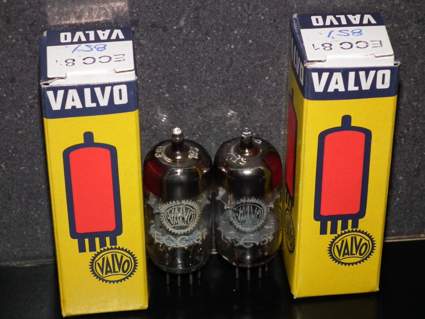 ECC81 12AT7 Valvo  (Used, matched pair) Siemens Halske Munich tube plant 60s