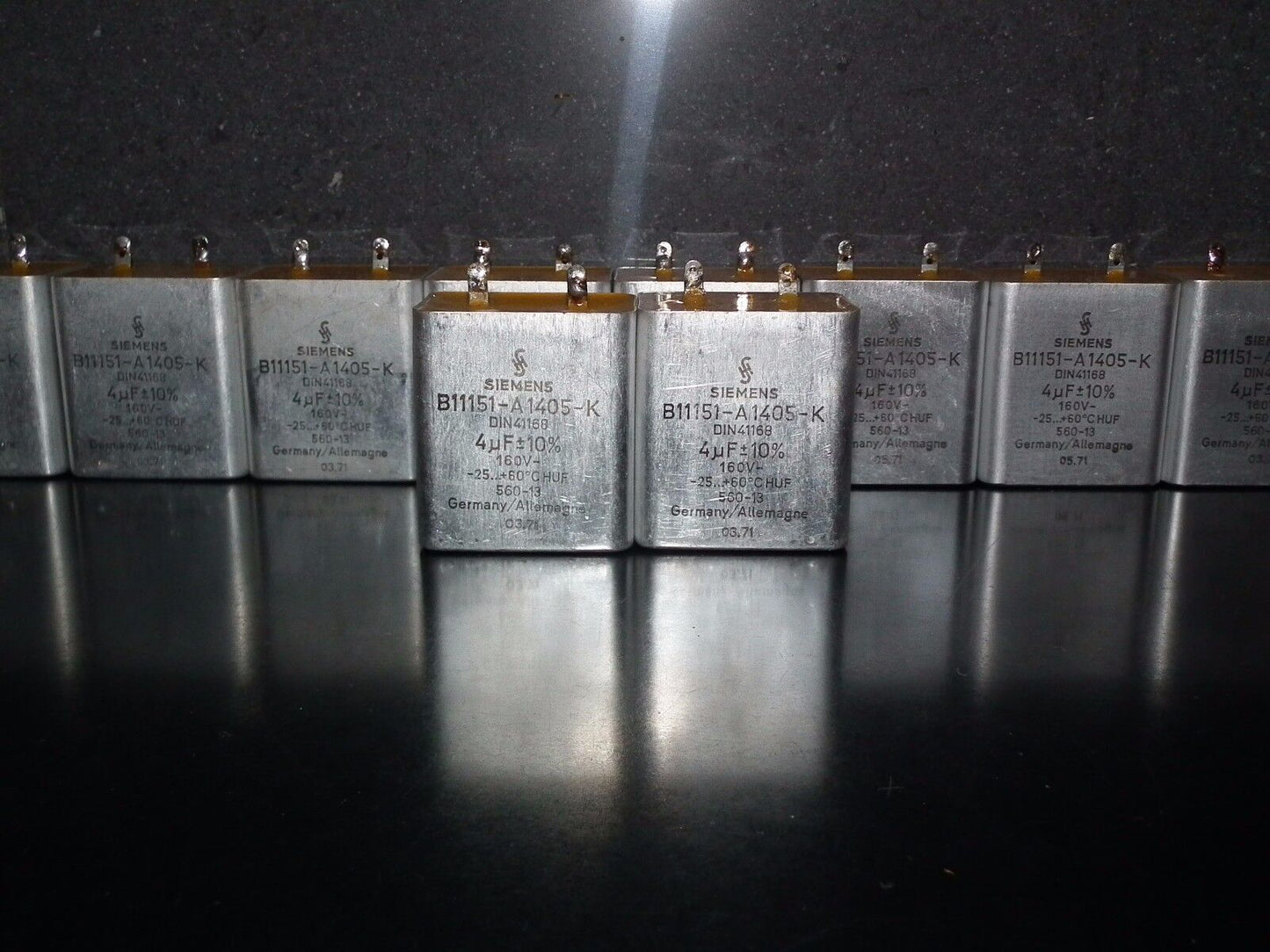 Two vintage Siemens PIO capacitors 4 uF 160V Klangfilm Made in Germany 1971 4mfd