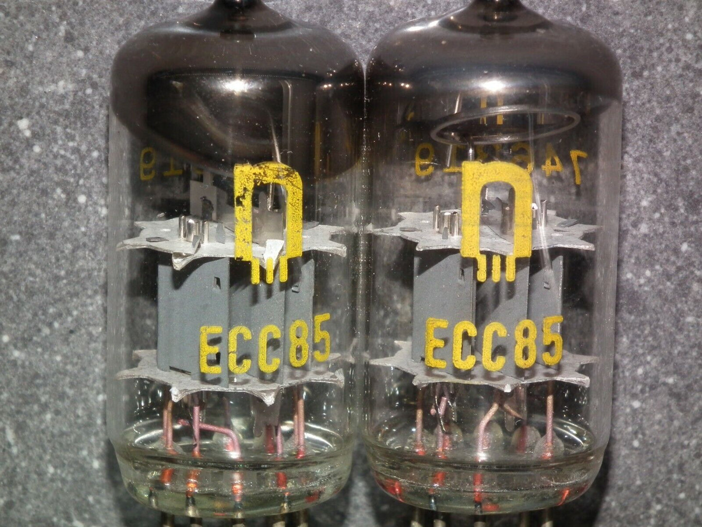 ECC85 6AQ8 RFT NOS Platinum matched pair, old type early 70s East Germany