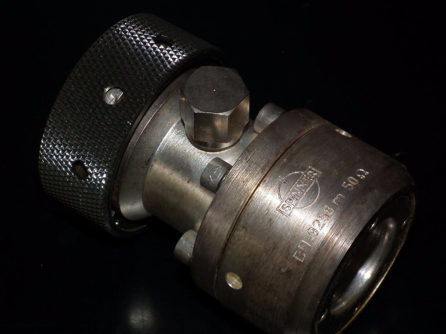 One NOS Spinner 5/8" DIN Male Silver plated coax connector BN 9258 (Flexwell)