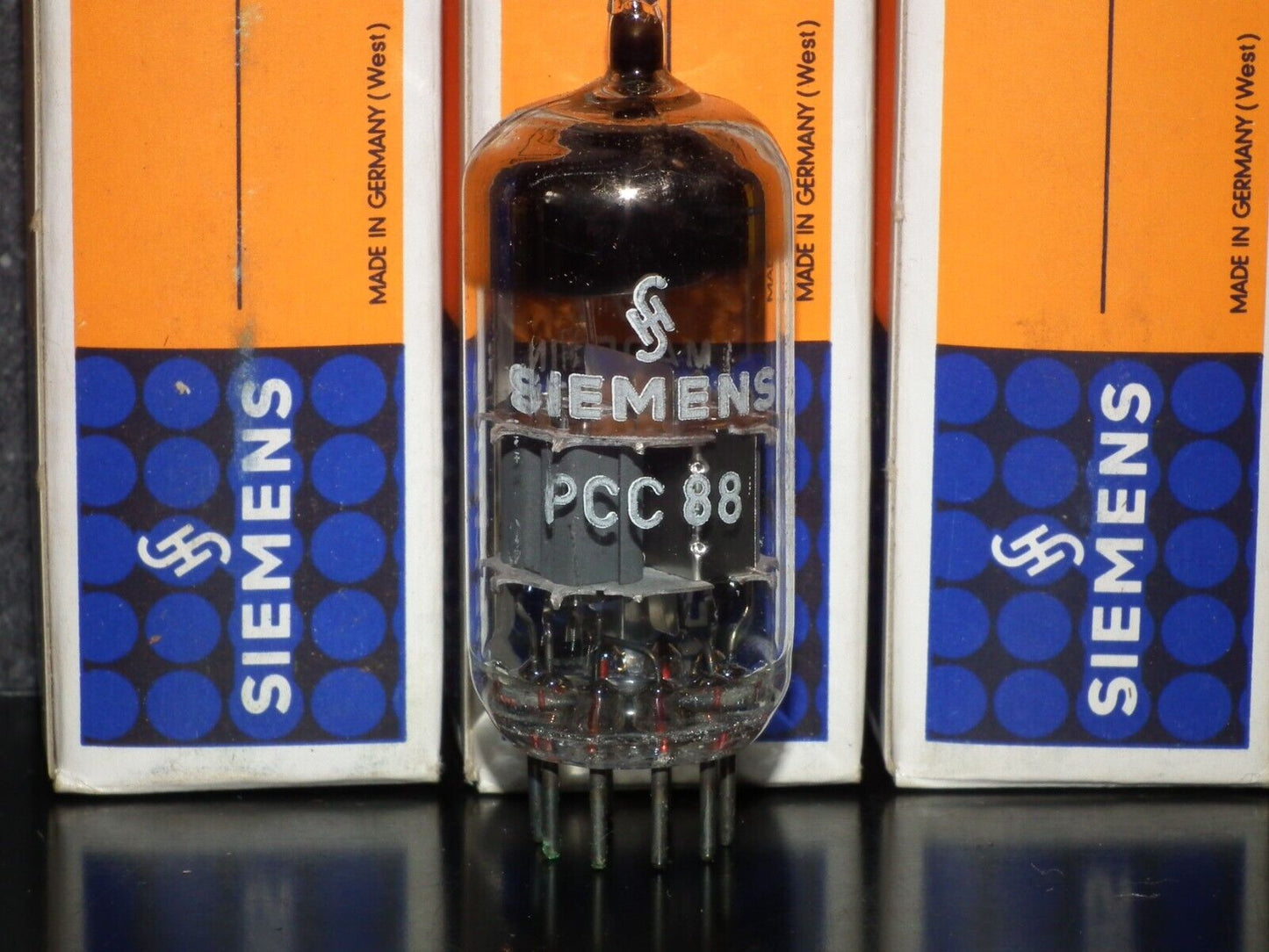 Single (1 pcs) PCC88 Siemens & Halske 7DJ8 Munich Plant West Germany