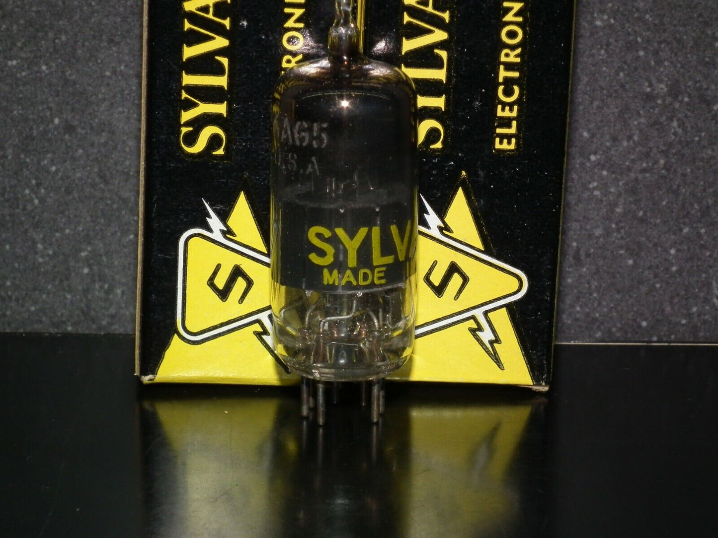 6AG5 Sylvania EF96 NOS NIB