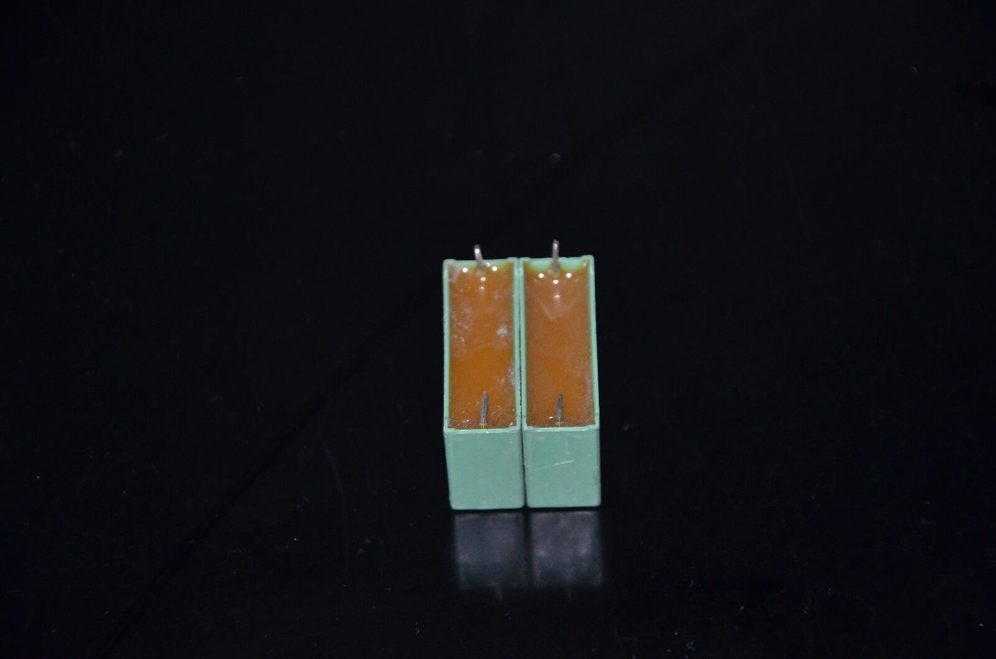 Four vintage NOS Roederstain Vishay ROE Capacitors 2.2mfd / 250V MKT 1822