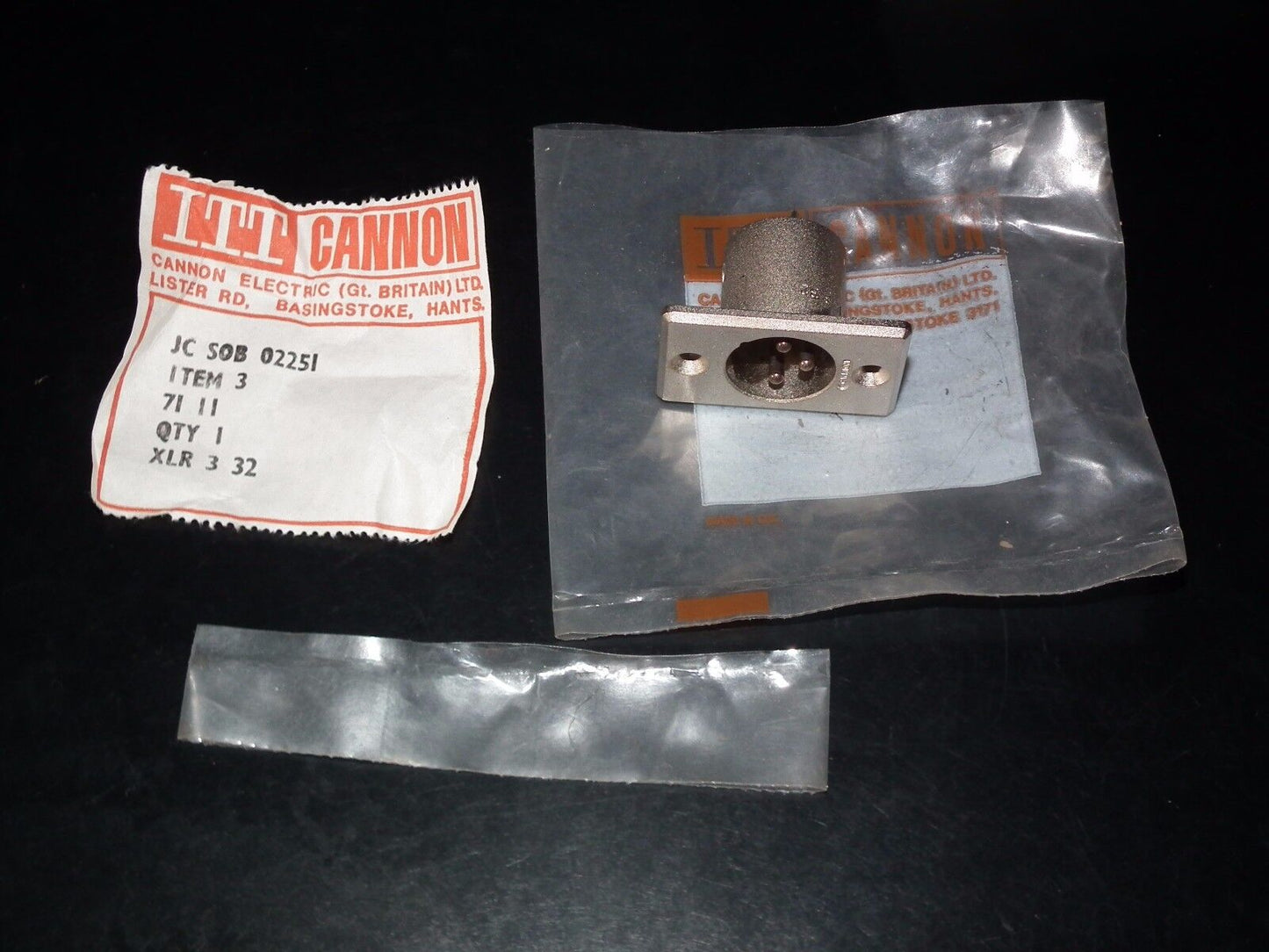 ITT Cannon XLR-3-32 NOS male connector XLR 3 32 (3 pole) Made in UK