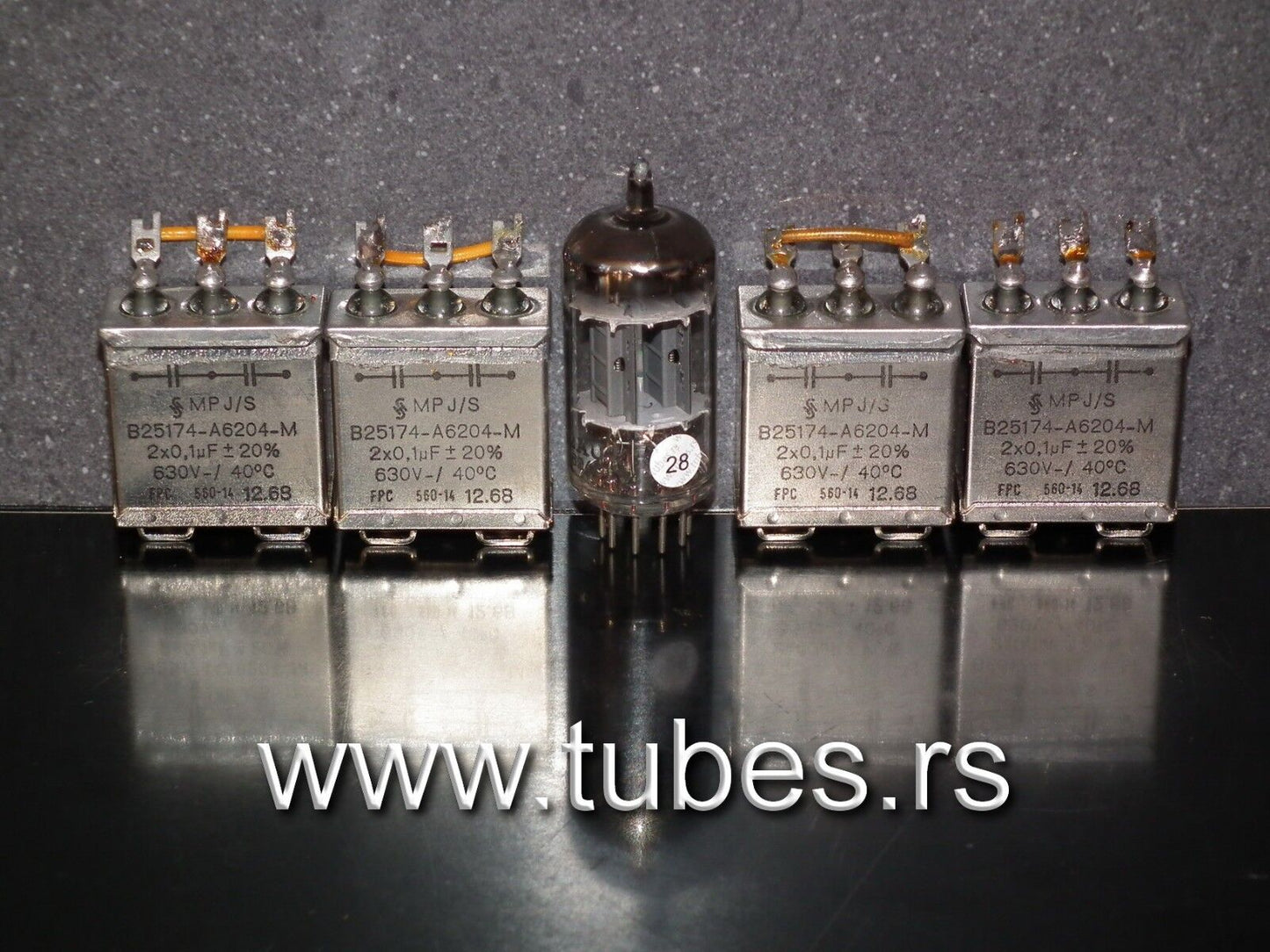 Two vintage Siemens PIO capacitors 2 x 0.1 uF / 630V Klangfilm tube audio
