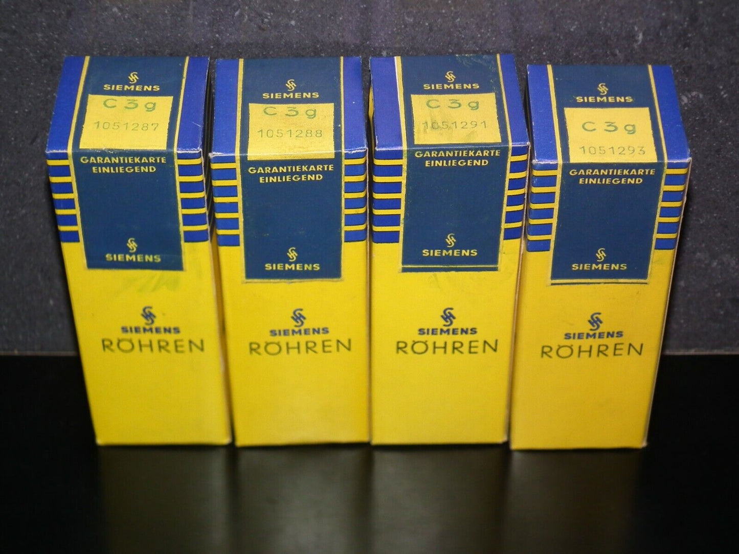 Pair (2) C3g Siemens NOS NIB Unopened The same batch close code numbers Old Type