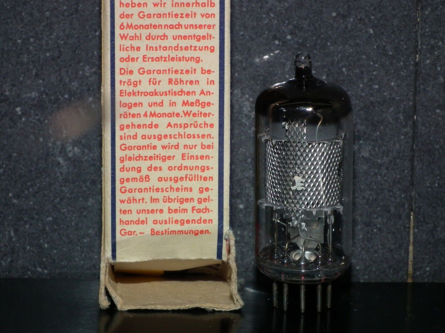 EF86 Valvo Hamburg 6267 NOS NIB Rare D Getter Bottom Code Hamburg 1958
