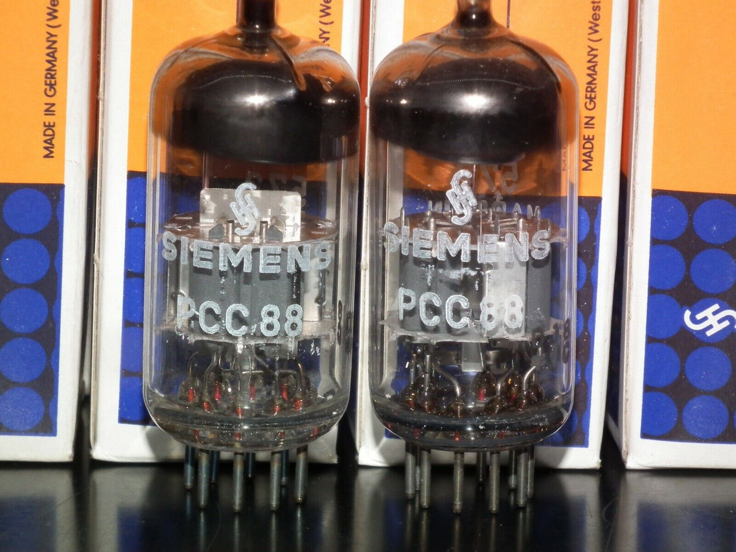 Single (1 pcs) PCC88 Siemens & Halske 7DJ8 Munich Plant West Germany