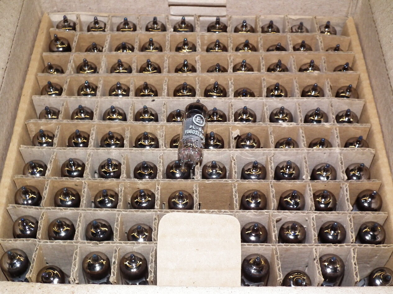 PL95 EI Yugoslavia matched pair NOS from original service box