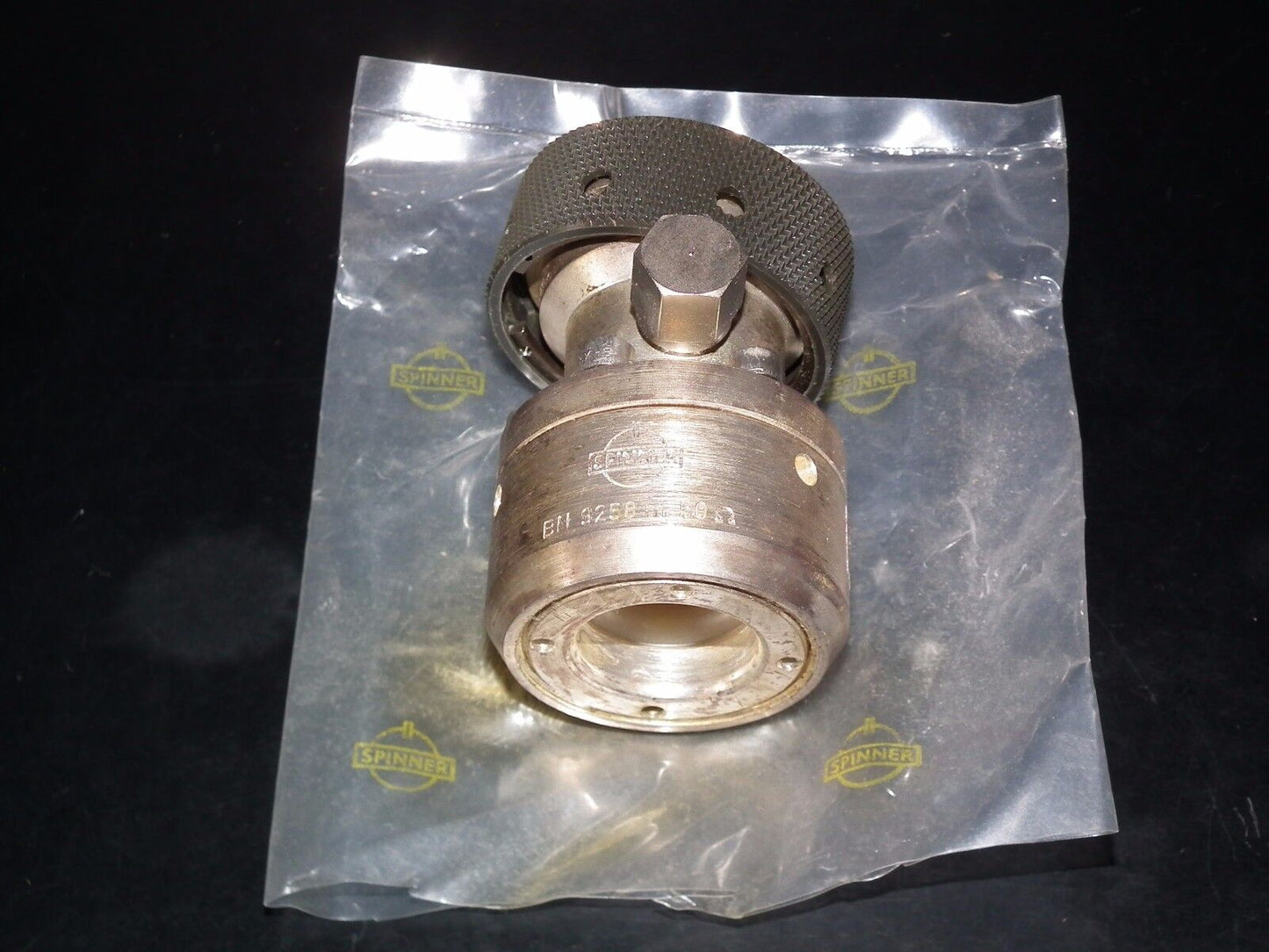 One NOS Spinner 5/8" DIN Male Silver plated coax connector BN 9258 (Flexwell)
