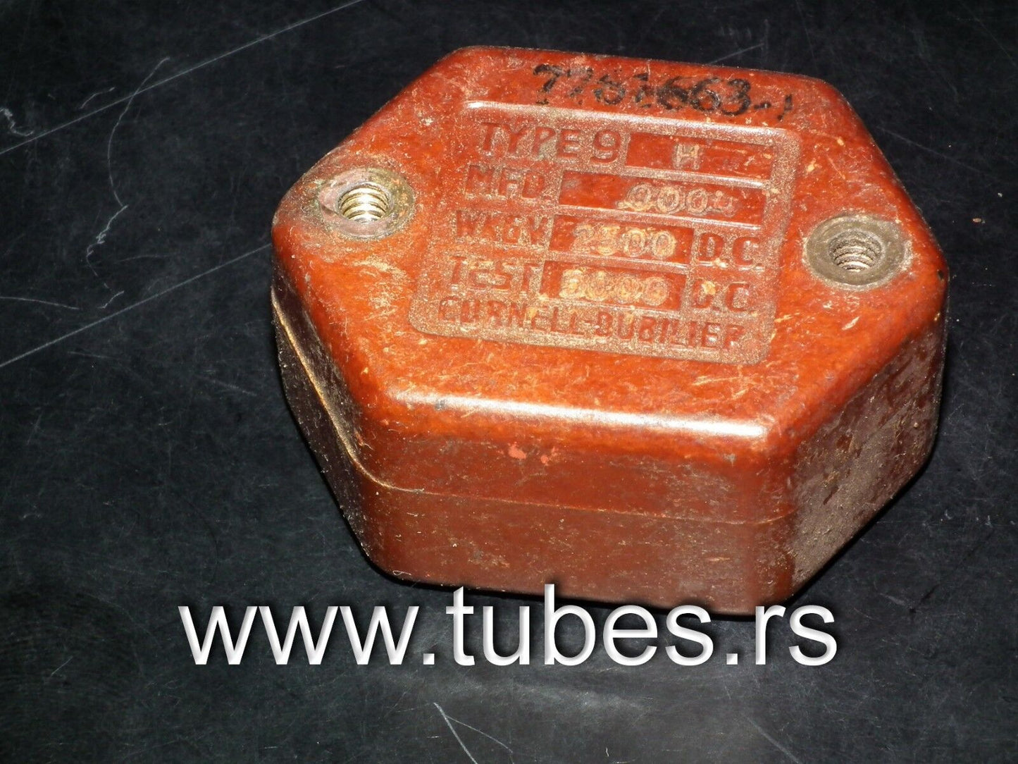 One vintage MICA capacitor 0.0004mfd 2500V Cornell Dubilier USA 400pf 2500V