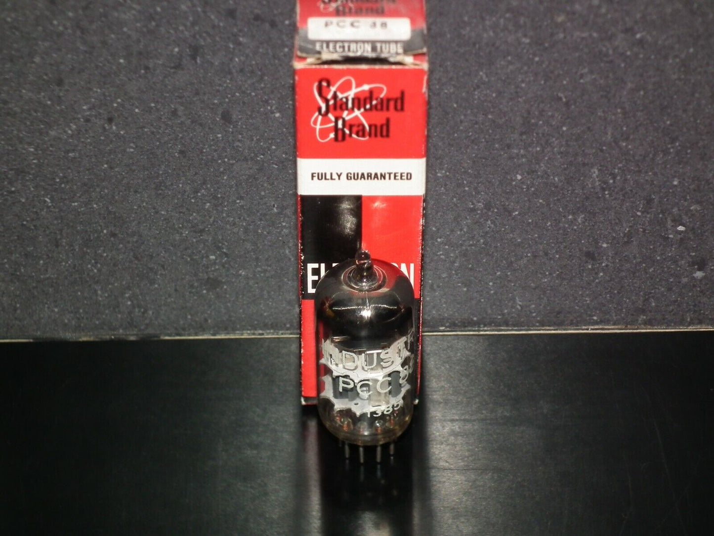 PCC88 Philips rebranded Standard Industrial 7DJ8 DUAL STAGE GETTER NOS NIB