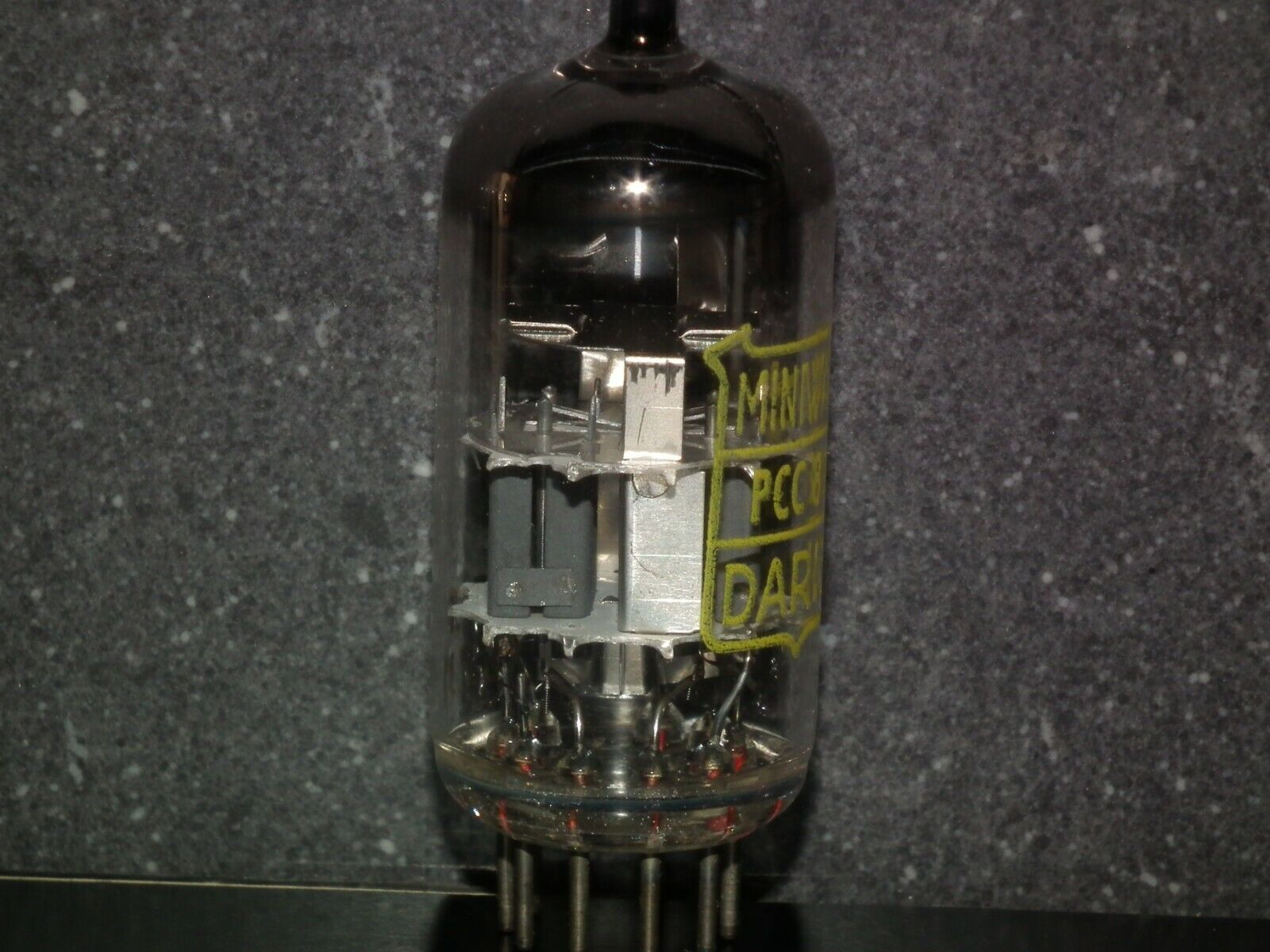 VINTAGE EF41 MINIWATT-DARIO YELLOW LOGO TESTED VINTAGE EF41 MINIWATT-DARIO YELLOW LOGO TESTED