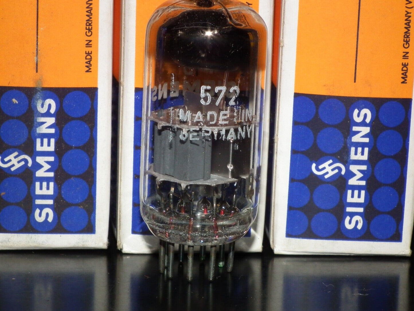 Single (1 pcs) PCC88 Siemens & Halske 7DJ8 Munich Plant West Germany