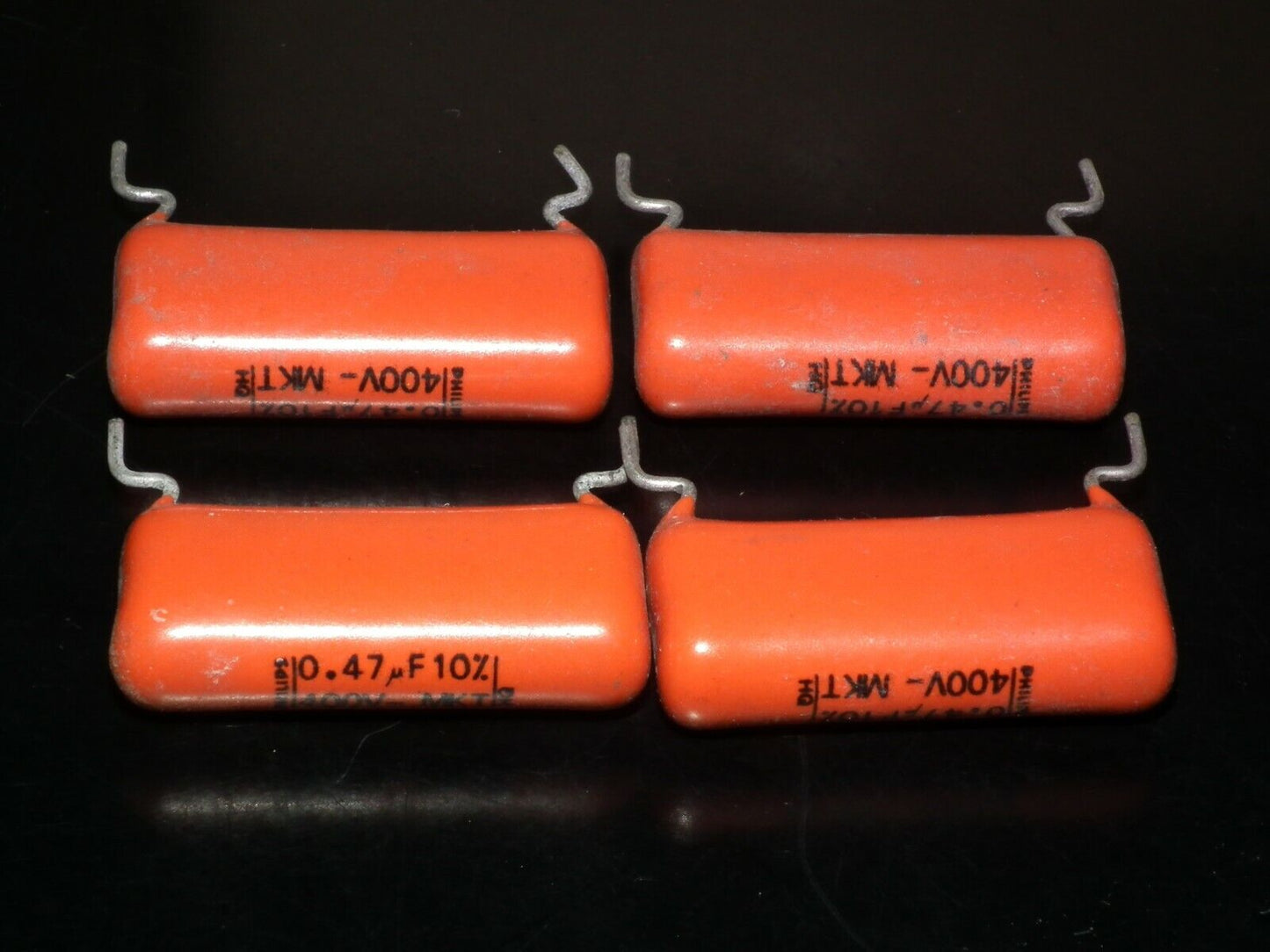 Four (4psc) vintage NOS MKT capacitors 470nF 400V Philips Metallized Polyester