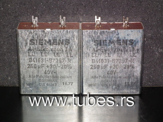 Two vintage Siemens electrolytic capacitors 250uF / 40V Klangfilm, West Germany