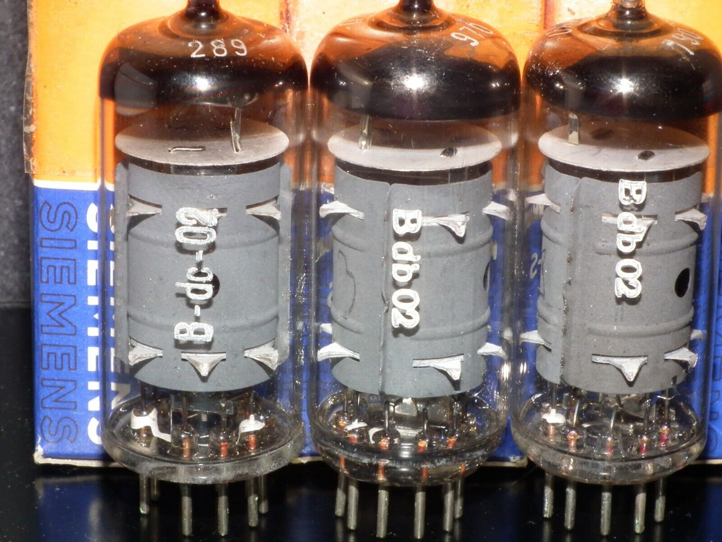 Telefunken EF804S NOS NIB Microphone pentode, low noise, no microphonics Siemens