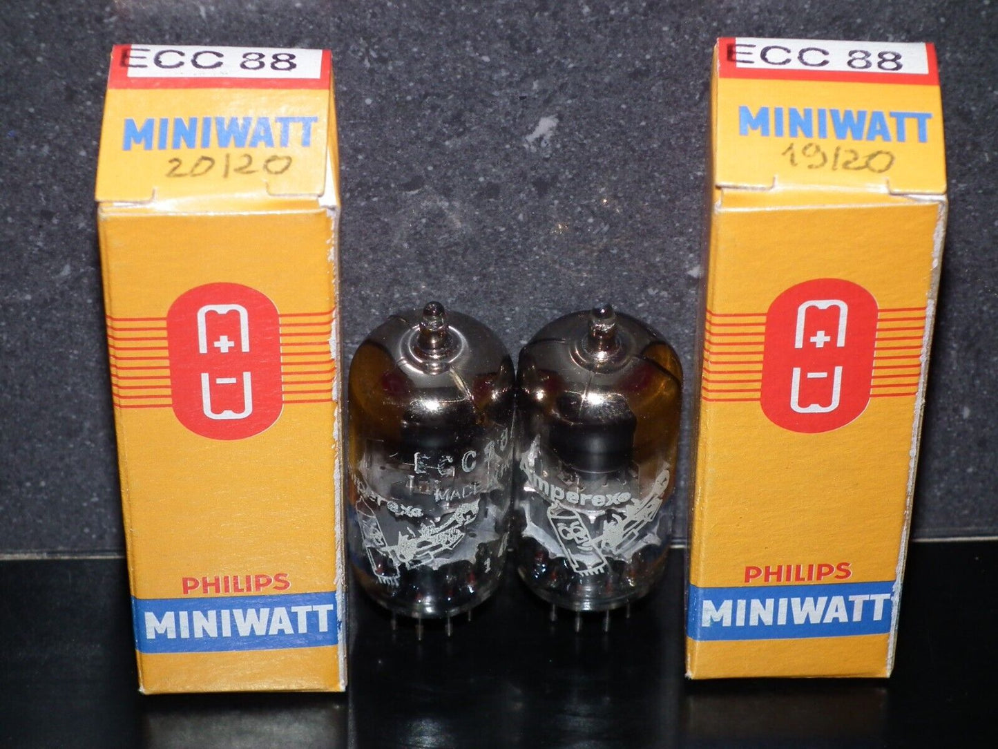 Platinum Matched Pair ECC88 Amperex Bugle Boy tested NOS Balanced sections