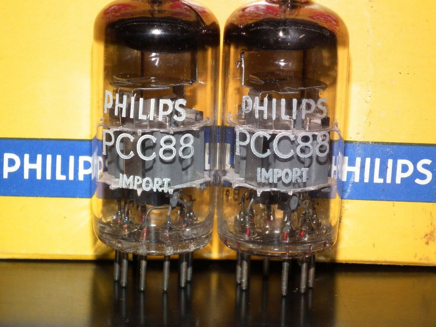 PCC88 Mullard 7DJ8 Rebranded Philips Platinum Matched Pair