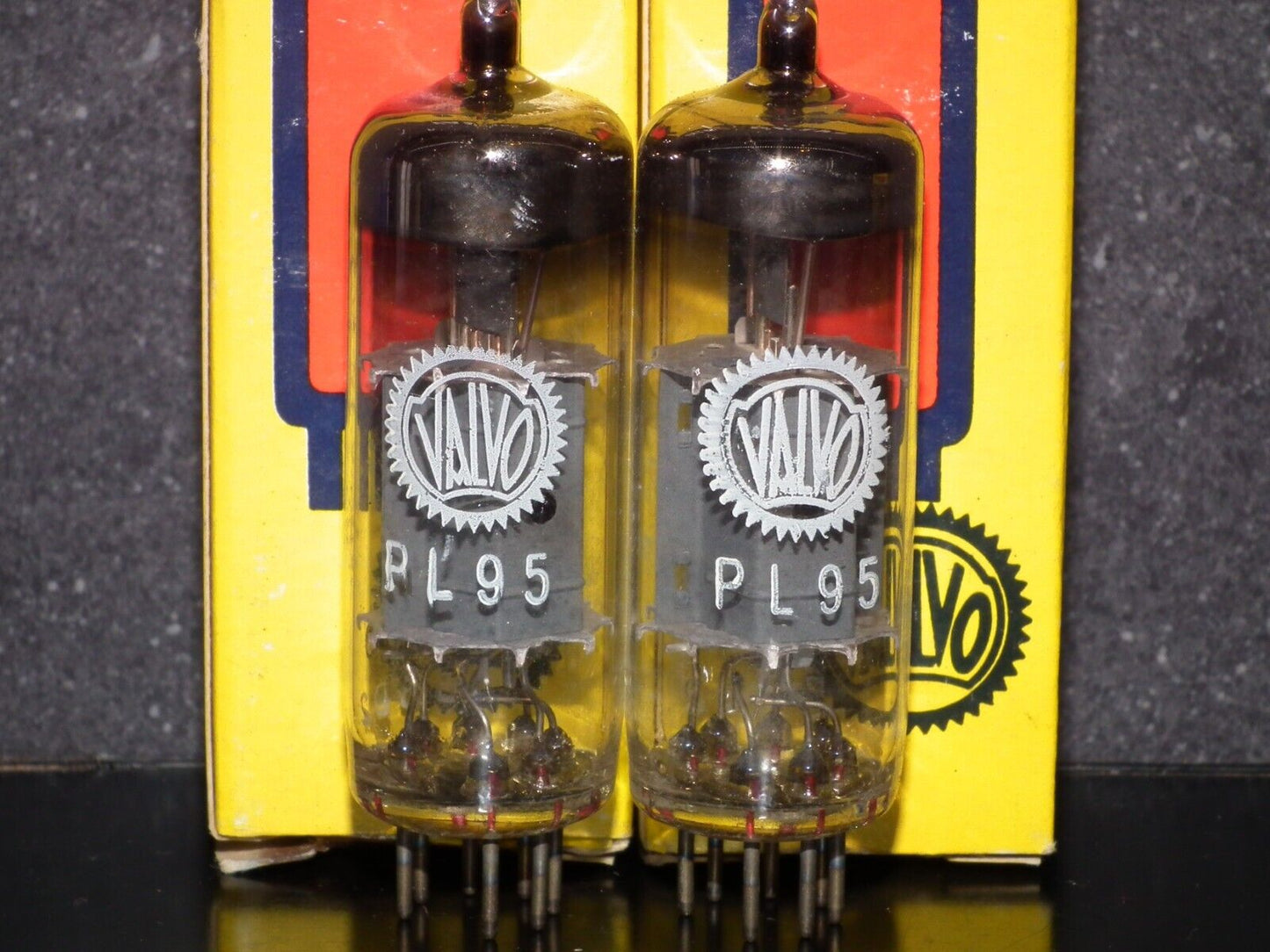 PL95 Mullard Blackburn rebranded Valvo matched pair NOS NIB The same codes
