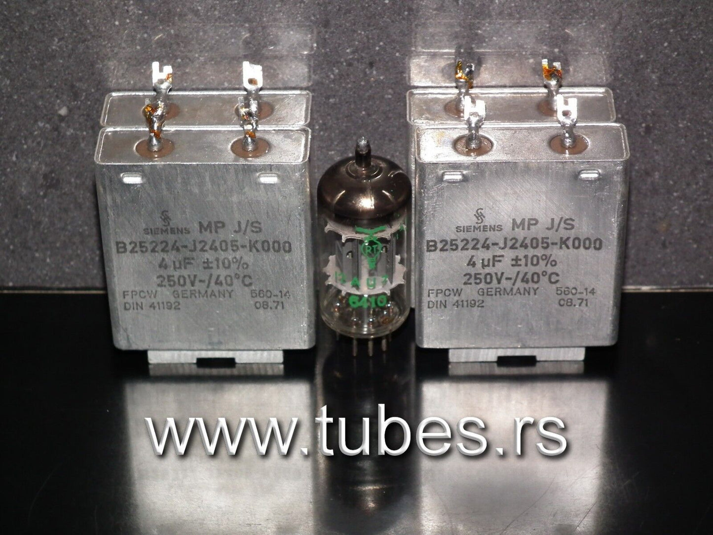 Two vintage Siemens PIO capacitors 4.0 uF / 250V Klangfilm tube audio