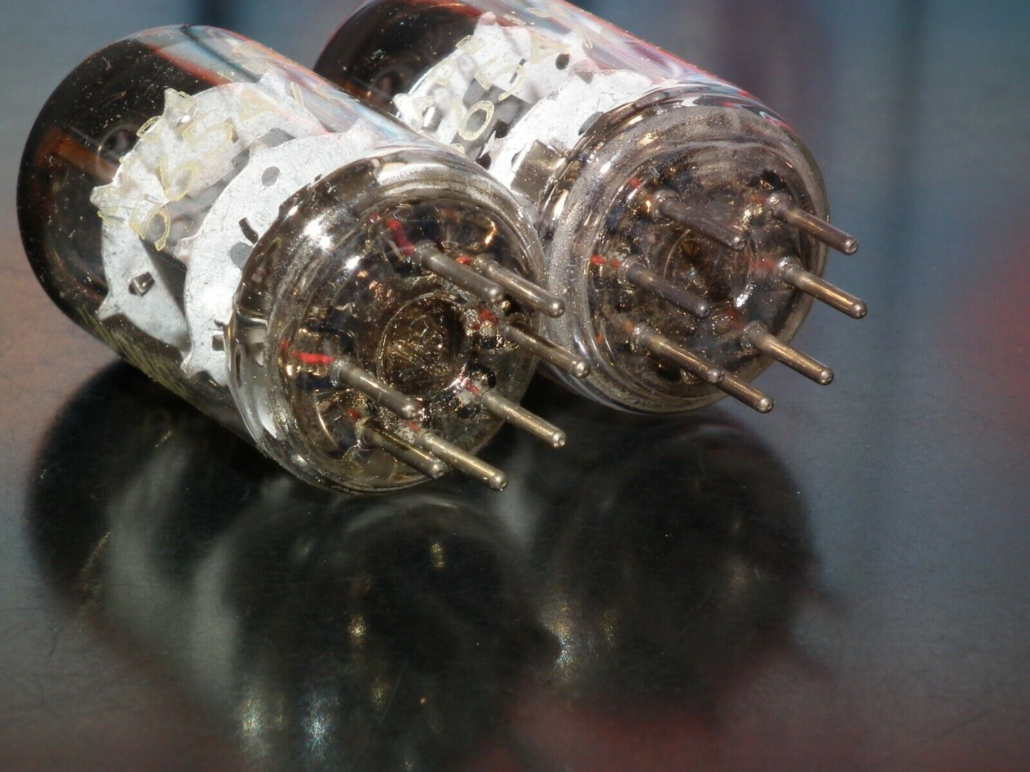 Genuine Telefunken Platinum Matched Pair 5654 EF95 NOS diamond bottom Little Dot