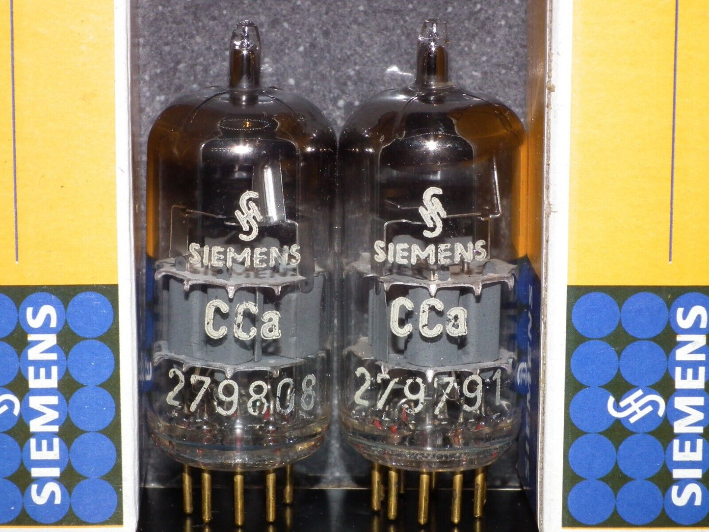 Matched Pair CCa Siemens GRAY SHIELD E88CC ECC88 Tested NOS Balanced sections