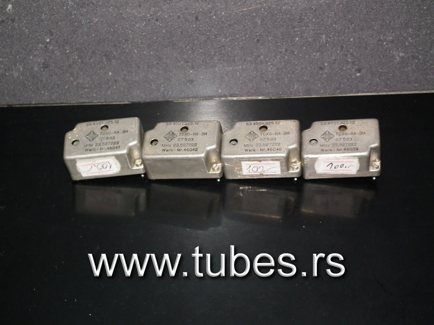 Telefunken TCXO-RA-3H Temperature Compensated Crystal Oscillator 23.527222 MHz