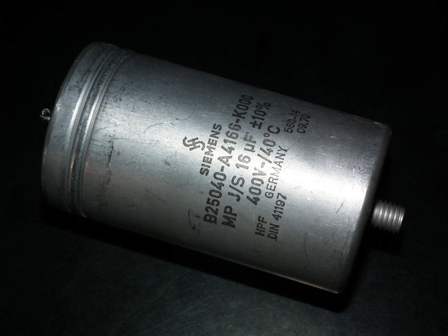 One vintage Siemens PIO capacitor 16u 400V Klangfilm Made in West Germany 1970