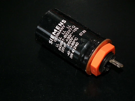 Vintage electrolytic capacitor 220uF 250V Siemens West Germany 1989 Long Life