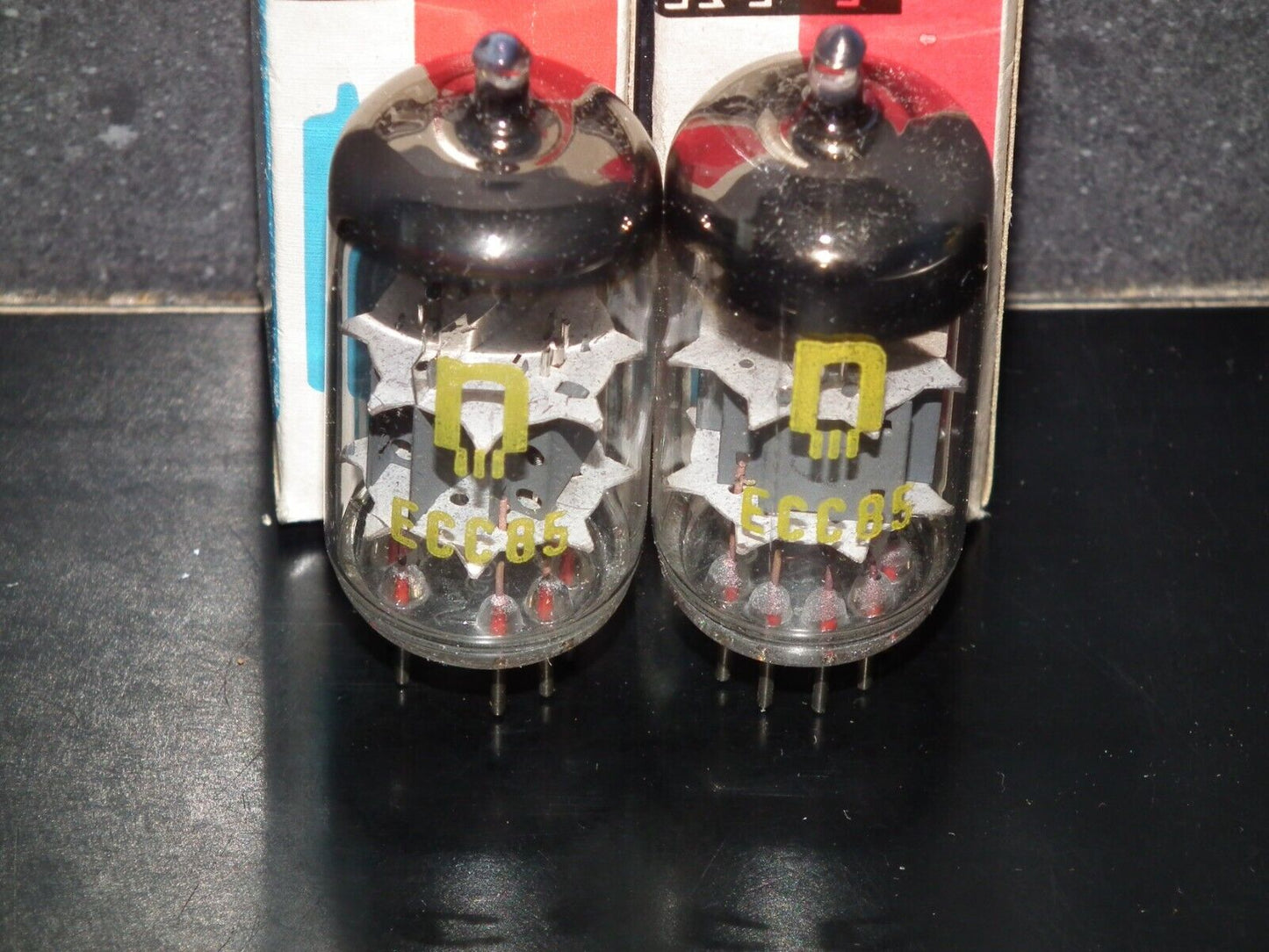 Matched pair ECC85 RFT NOS NIB Inclined Big O Getter, early 60s