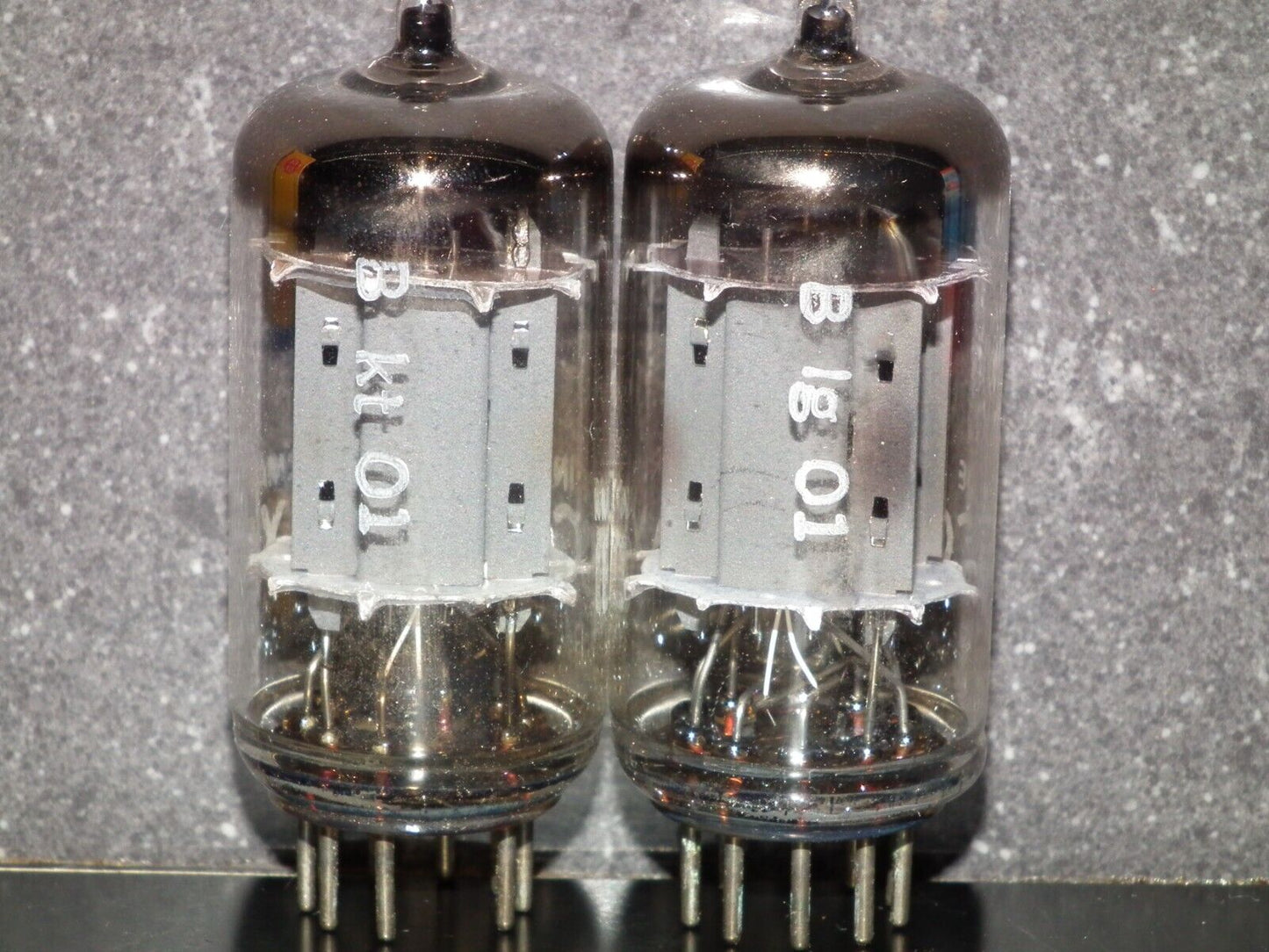 Matched Pair 12AX7 Telefunken ECC83 Tested 85/100% Smooth Anodes DB Berlin Codes