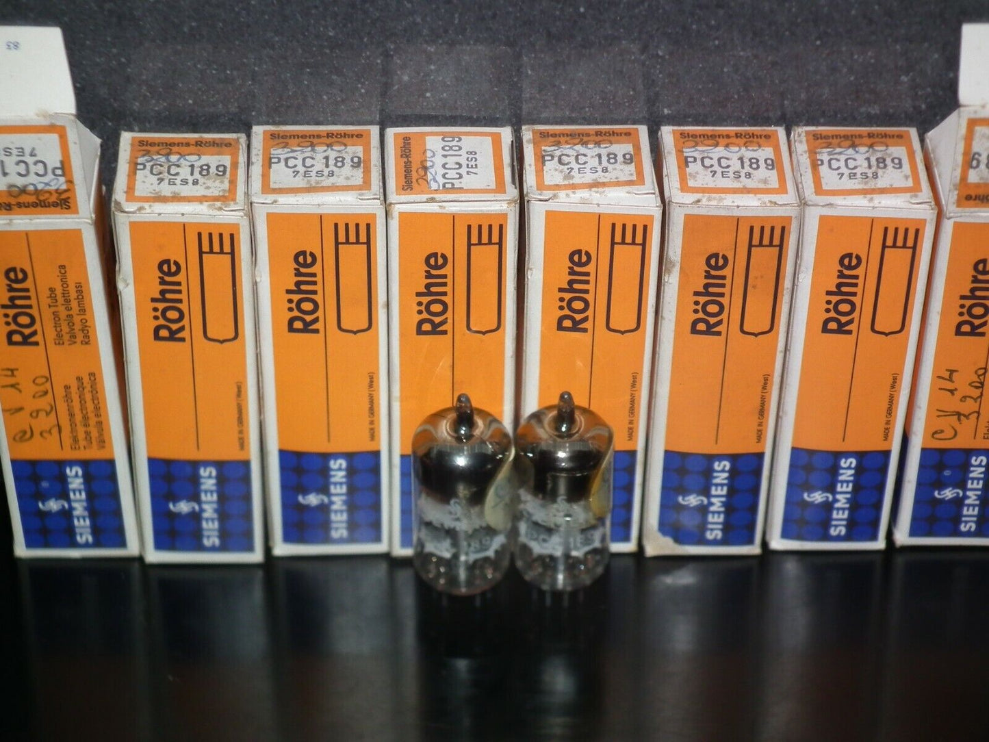 Matched Pair PCC189 Siemens 7ES8 NOS NIB ECC88 E88CC 6DJ8 6922 Sub
