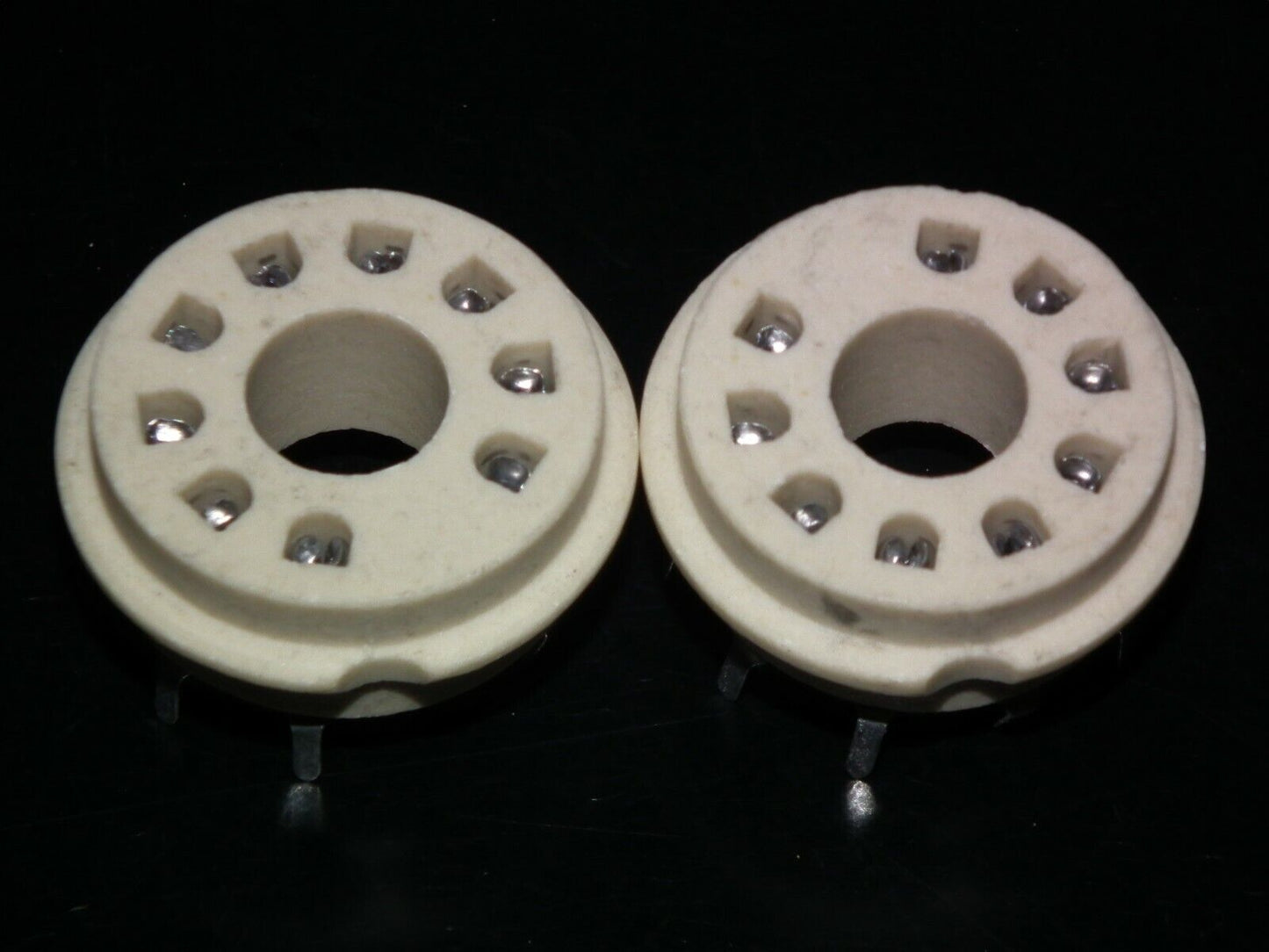Two VINTAGE NOS Magnoval Vacuum Tube Ceramic Socket for PCB West Germany 60s