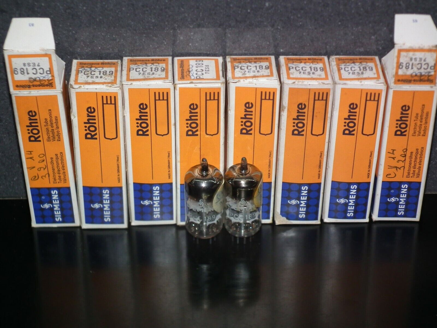 Matched Pair PCC189 Siemens 7ES8 NOS NIB ECC88 E88CC 6DJ8 6922 Sub